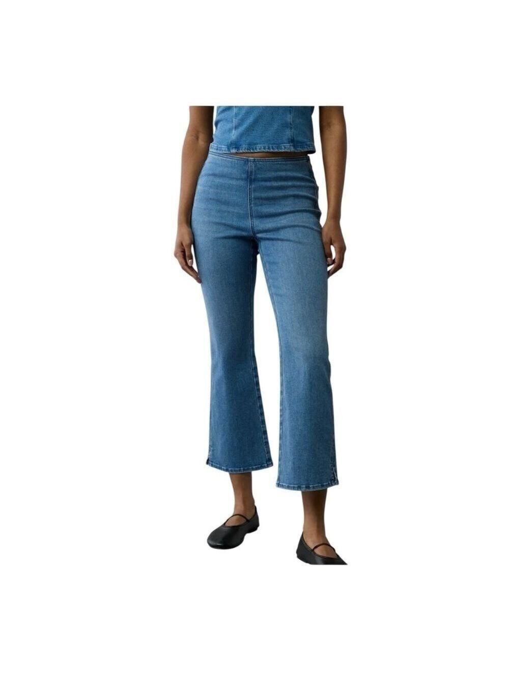 AMERICAN EAGLE Pull On High Waisted Kick Bootcut Crop Jean medium NWT